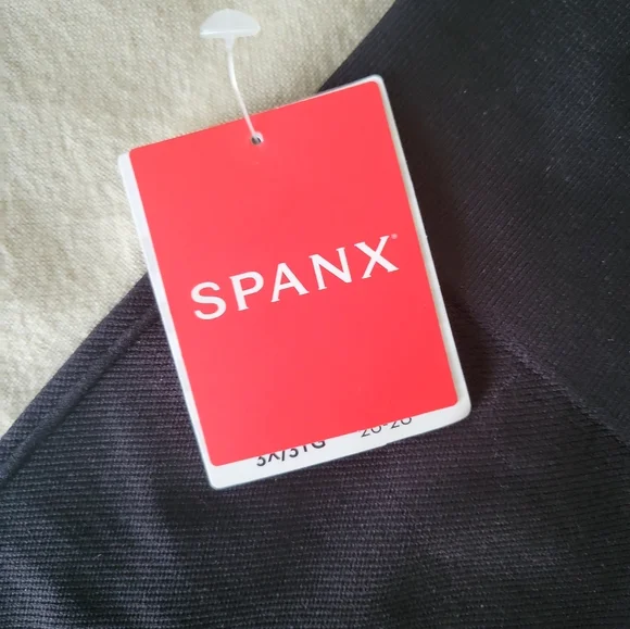 NWT Spanx Lamn Biker Short Very Black #50180R  / Shapewear/ Athleticwear - Picture 9 of 9